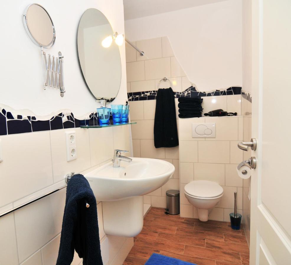 Schloms Hof Apartment Waffensen Bagian luar foto