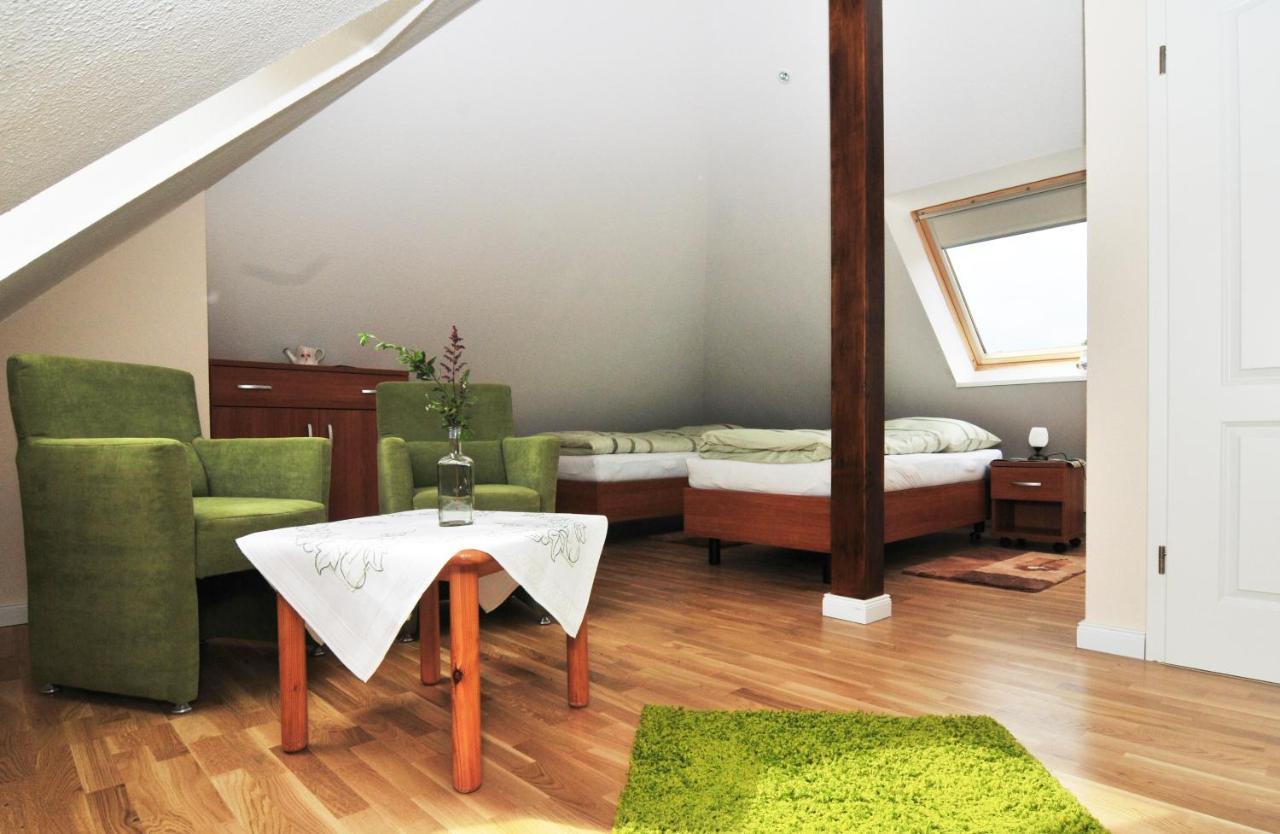 Schloms Hof Apartment Waffensen Bagian luar foto