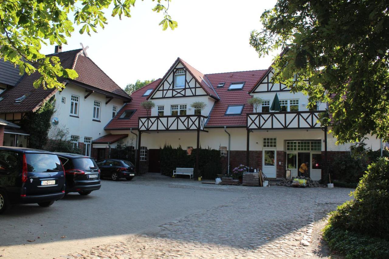 Schloms Hof Apartment Waffensen Bagian luar foto